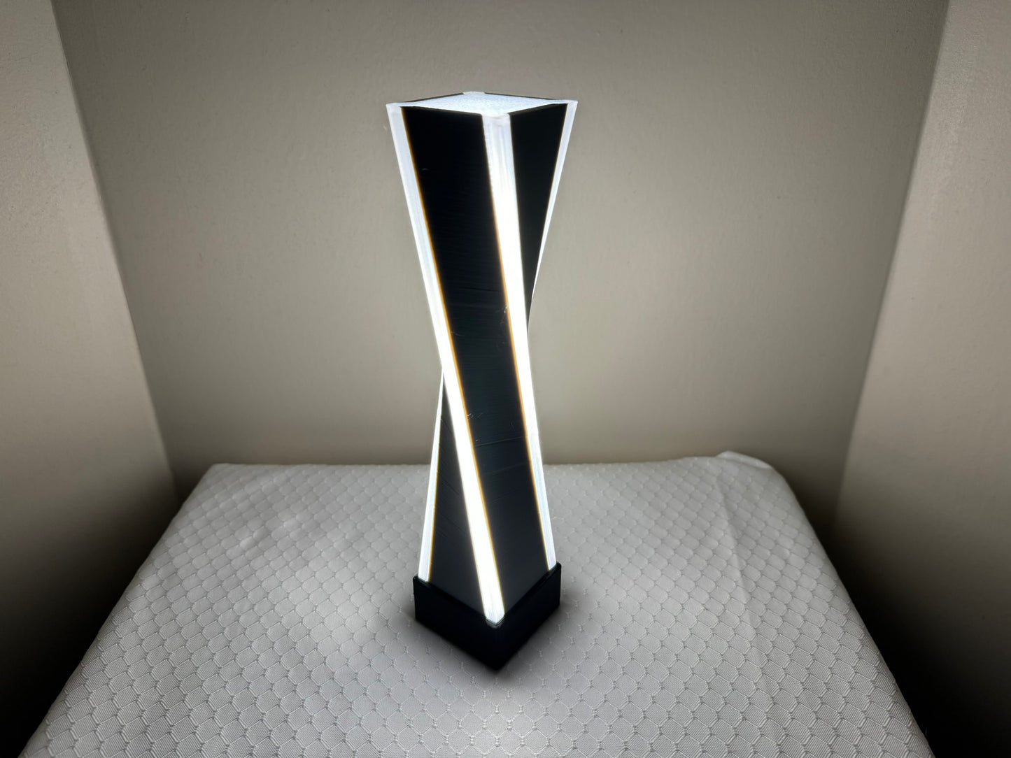 Unique Abstract Modern Table Lamp Sculpture 3D Print