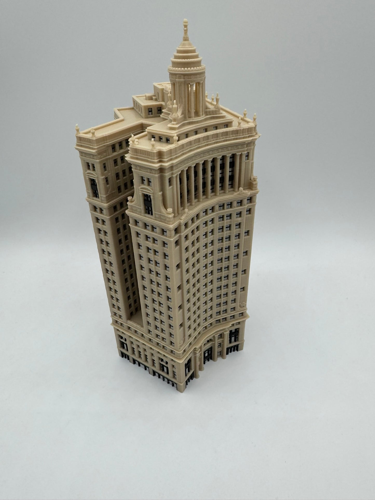 London Guarantee Building Model- 3D Printed Full Color